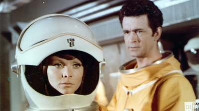 Karin Ugowski in Signale 2