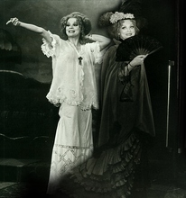 Karin Ugowski on stage